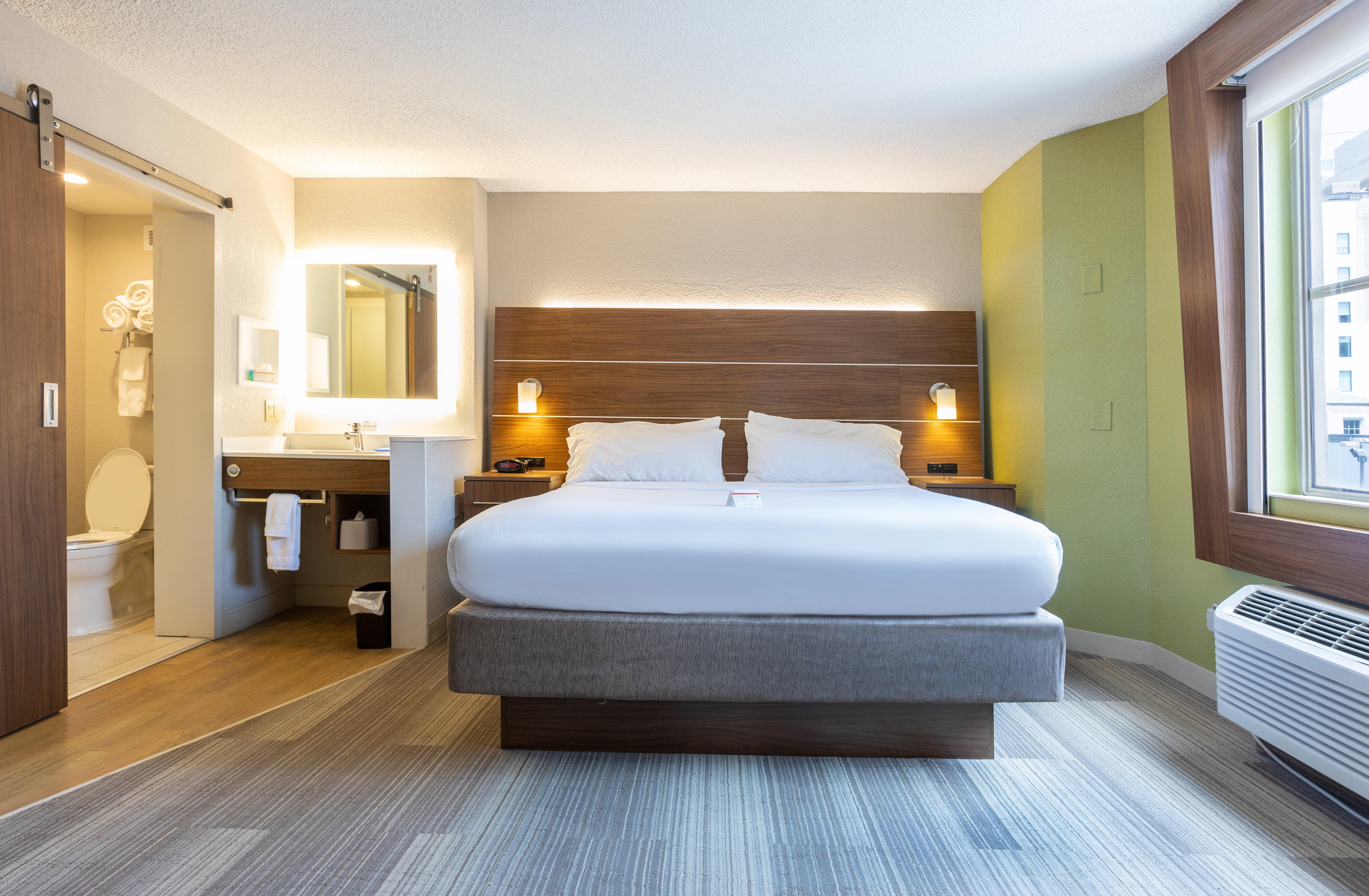 Holiday Inn Express New Orleans Downtown By Ihg Exterior photo